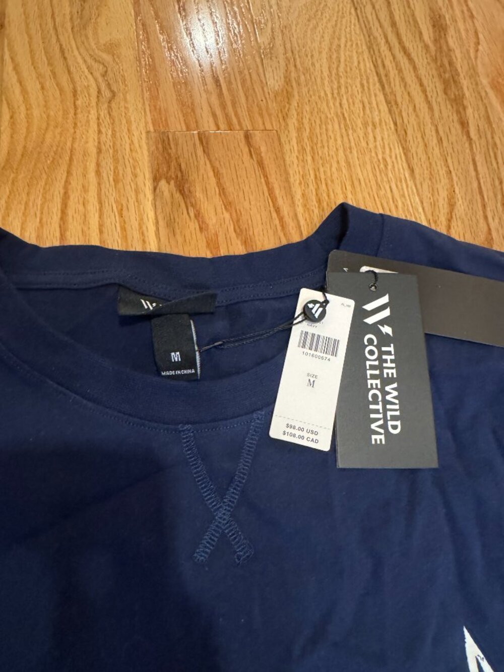 Dallas Cowboys T-Shirt | AnthropologiexThe Wild Collective | Size M | NWT - Picture 4 of 6